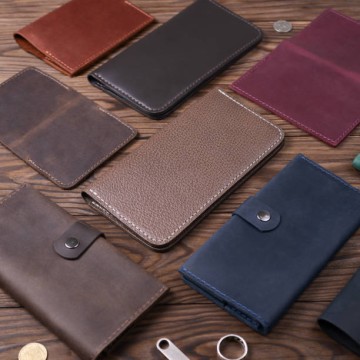 Wallets & Purses
