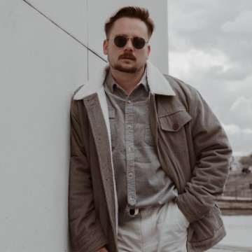 Coats & Jackets